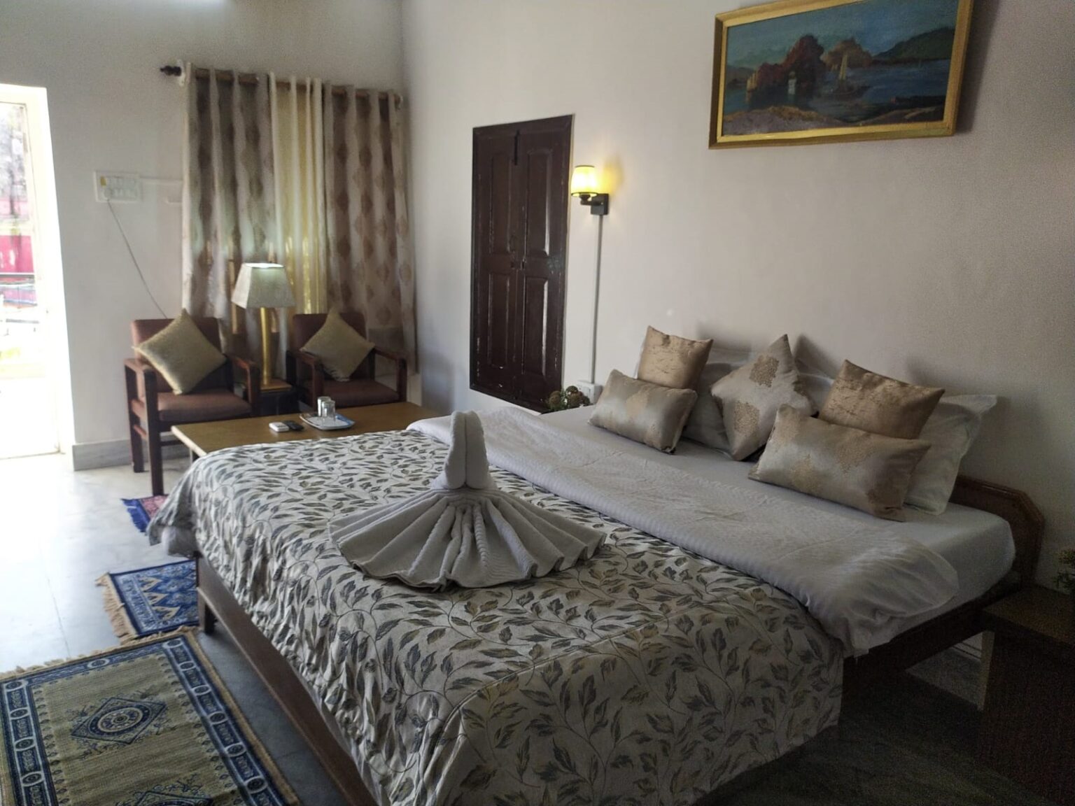 AC DELUXE ROOM WITH PRIVATE BALCONY