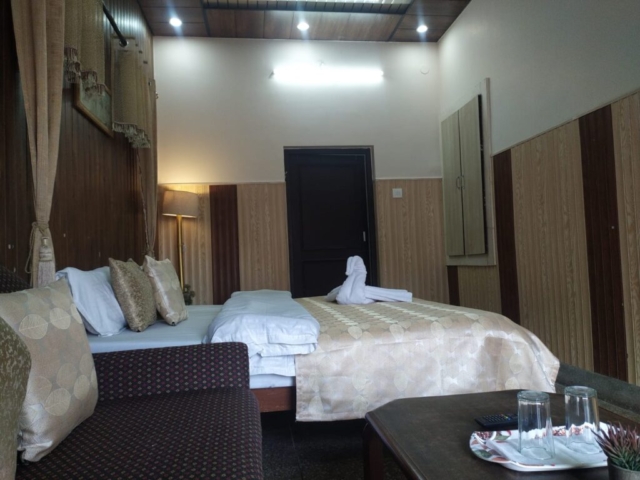 Deluxe Room AC Double Bed